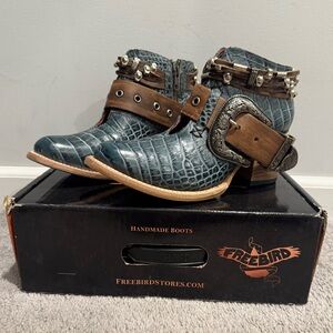 NEW in box Freebird Saloon Blue Booties with Buckle